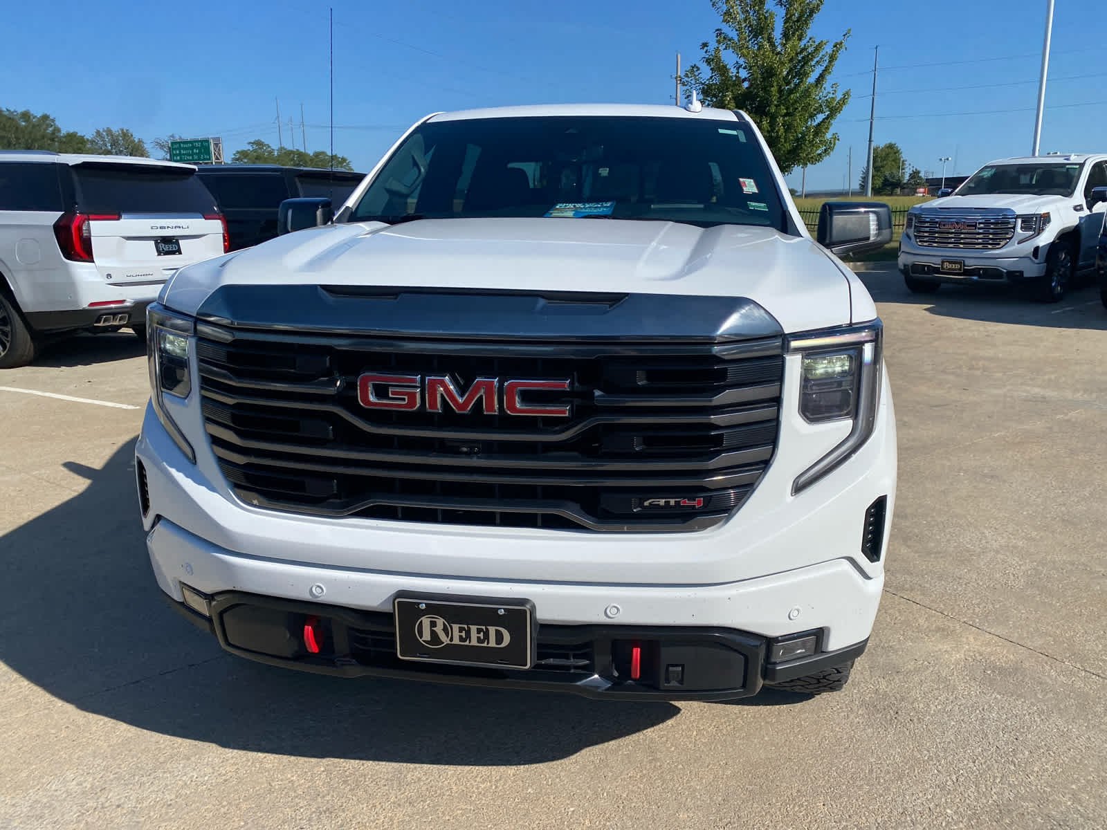 Used 2023 GMC Sierra 1500 AT4 with VIN 1GTUUEE86PZ140254 for sale in Kansas City