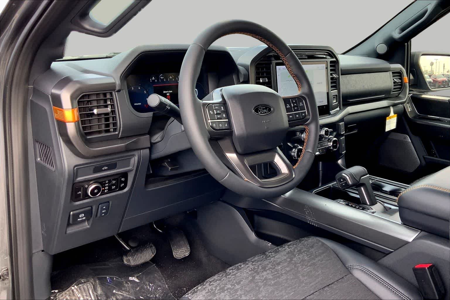 New 2026 M7/CARBONIZED G Ford Tremor image 6