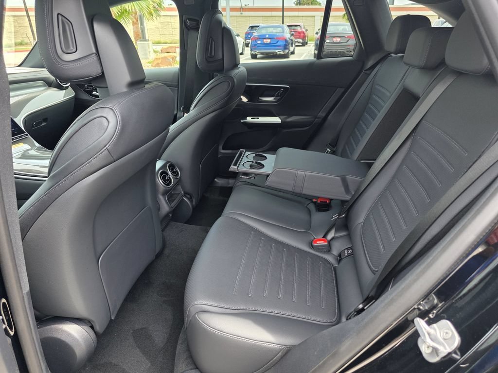 New 2026 Black Mercedes-Benz GLC 300 image 43