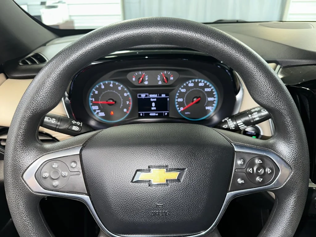 Used 2023 Summit White Chevrolet LS image 8