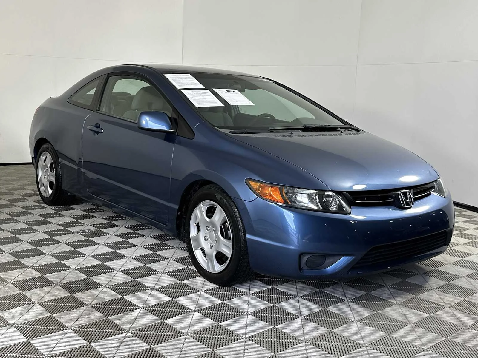 2007 Honda Civic LX 5AT's photo