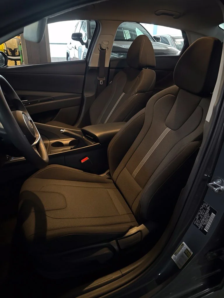 Used 2026 Gray Hyundai SE image 5