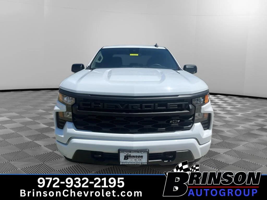 New 2026 Summit White Chevrolet Custom image 2