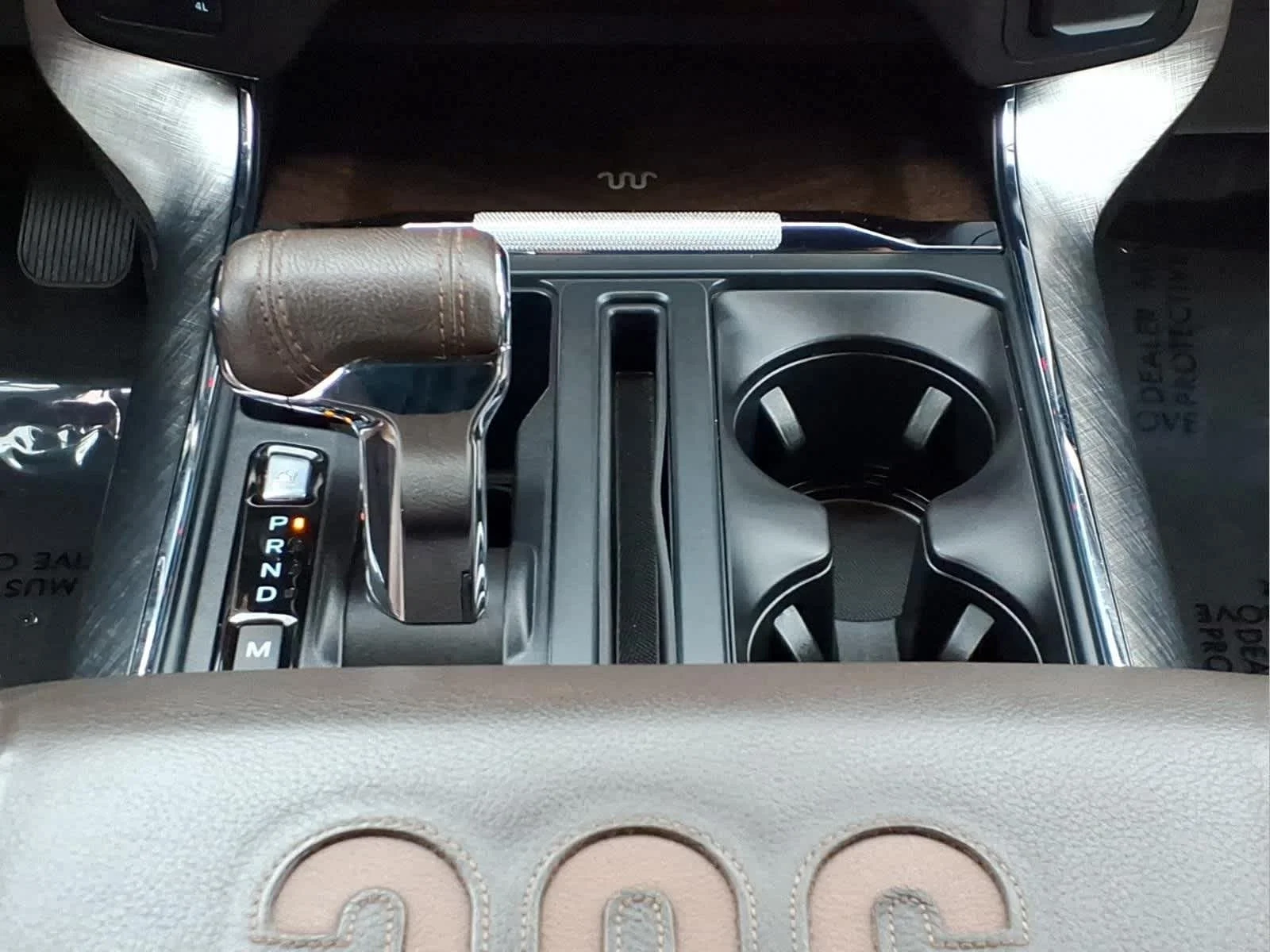 Used 2021 Iconic Silver Ford King Ranch image 26