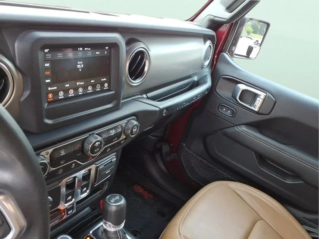 Used 2021 Red Jeep Rubicon image 19