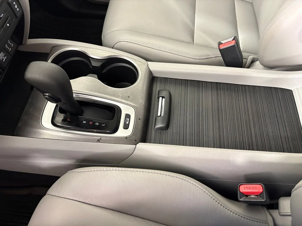 Used 2016  Honda EX-L image 31