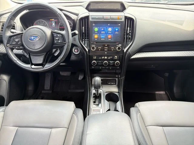 Used 2022 Blue Subaru Onyx Edition image 9
