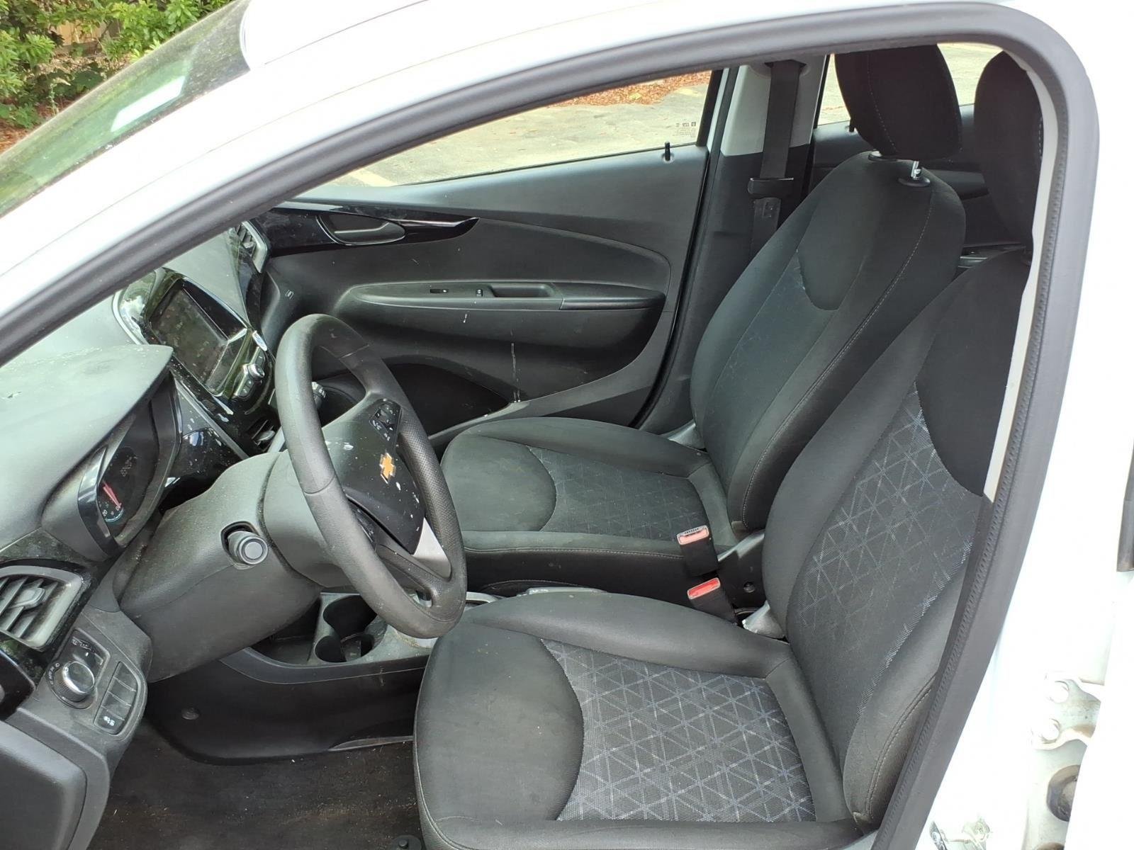 Used 2021 Summit White Chevrolet 1LT image 10