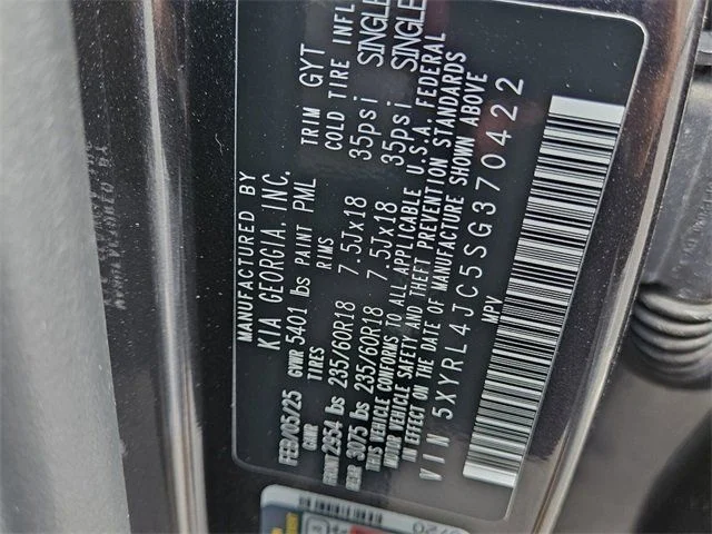 2025 Kia Sorento S - Photo 15