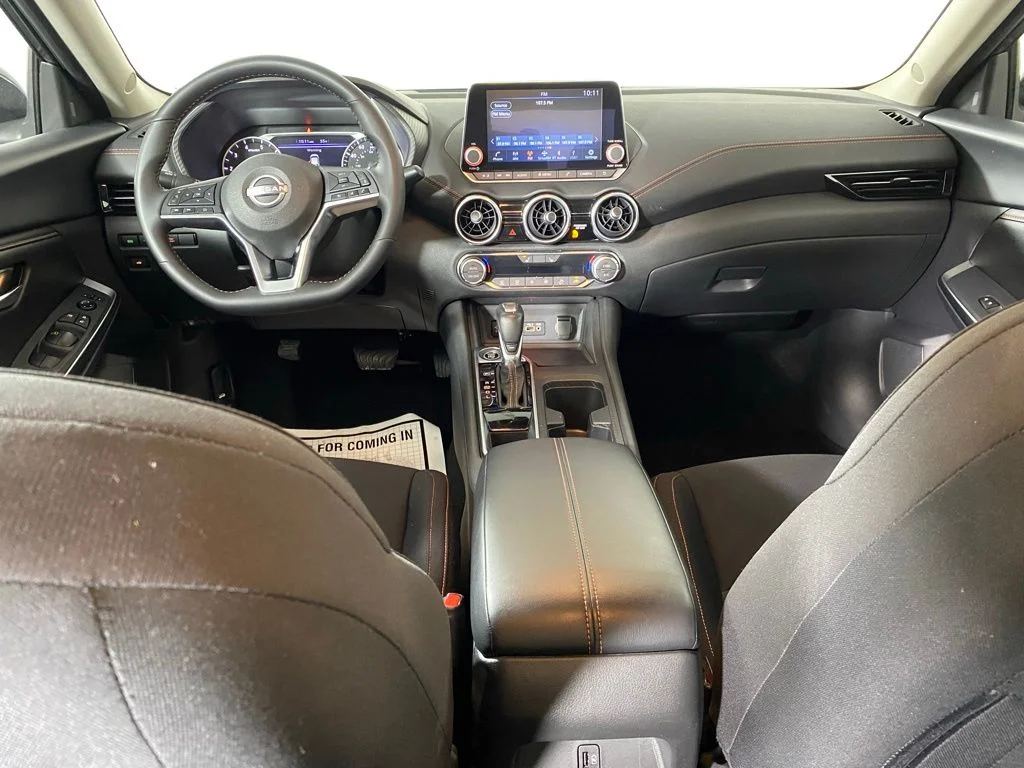 Used 2025 Gray Nissan SR image 16
