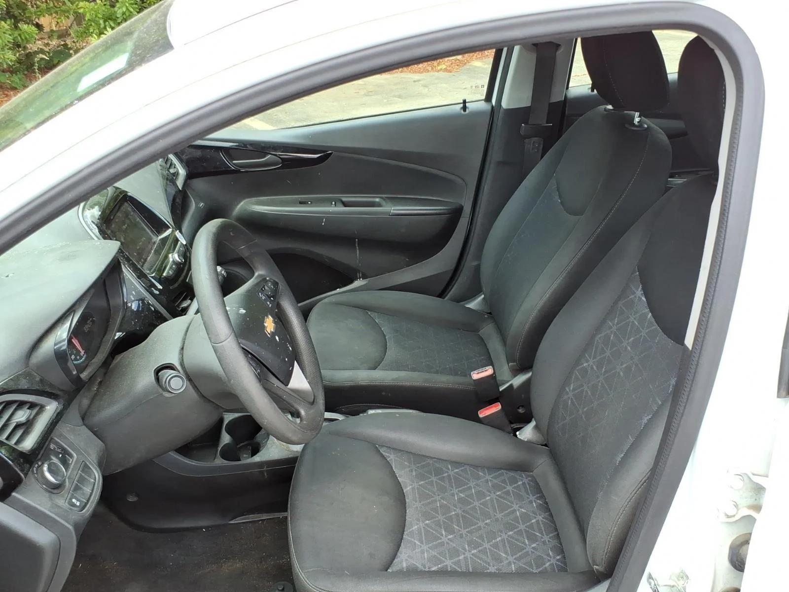 Used 2021 Summit White Chevrolet 1LT image 10