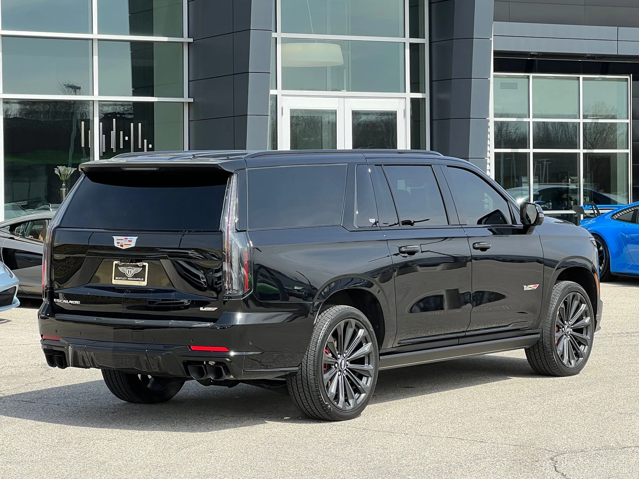 Used 2025 Black Cadillac V-Series image 5