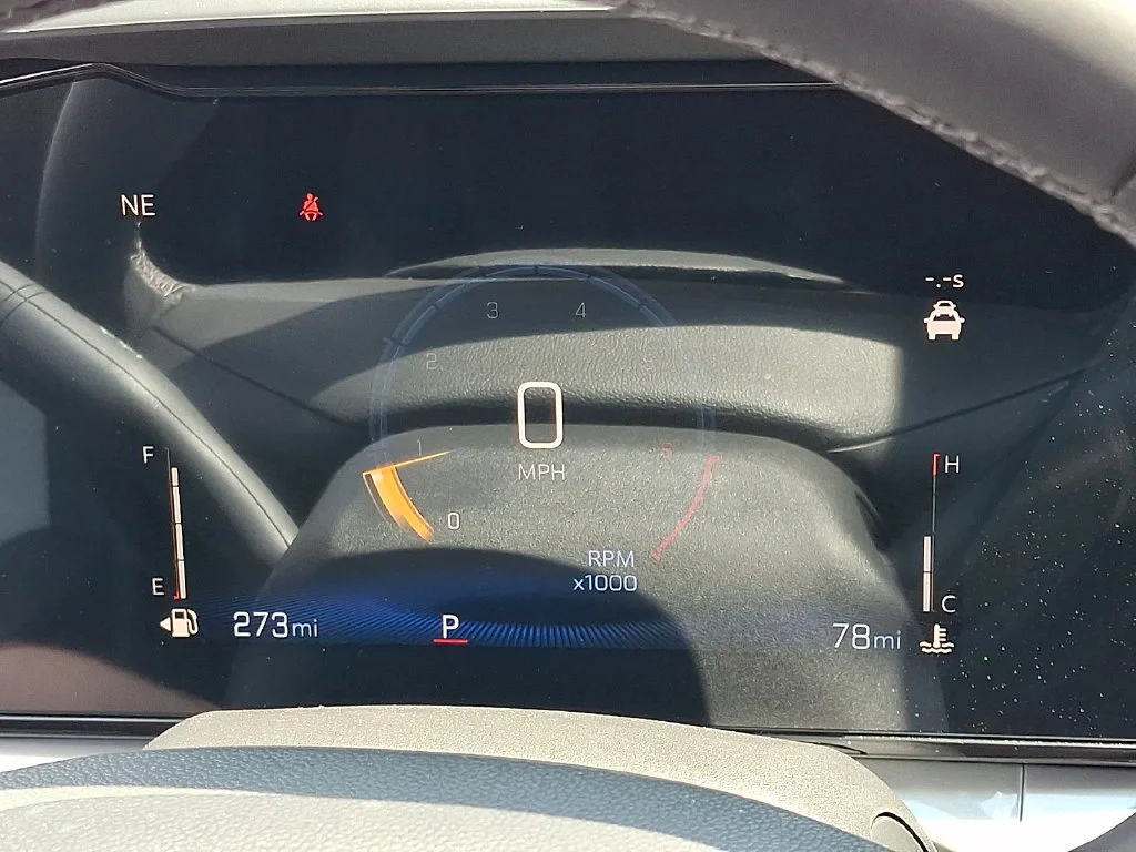 New 2026 Summit White Chevrolet LT image 18