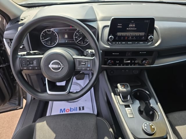 Used 2024 Gray Nissan SV image 16