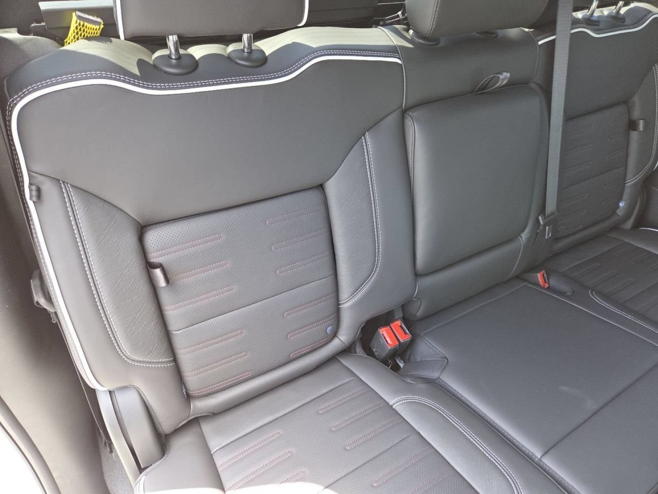 2026 GMC Sierra 1500 AT4X - Photo 28