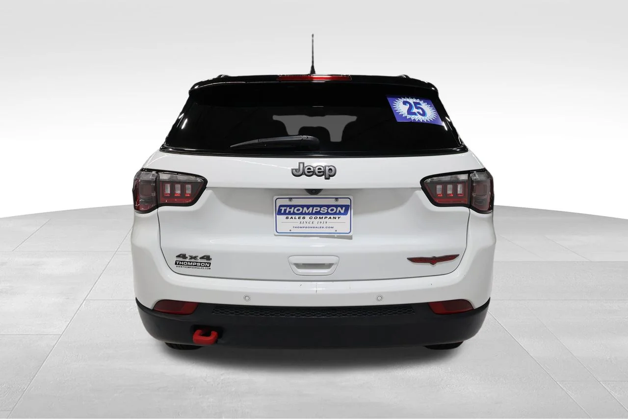 2025 Jeep Compass Trailhawk - Photo 3