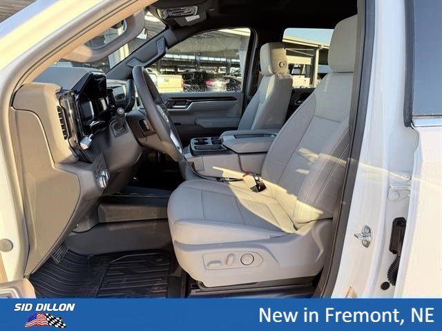 New 2026 Summit White GMC SLE image 13