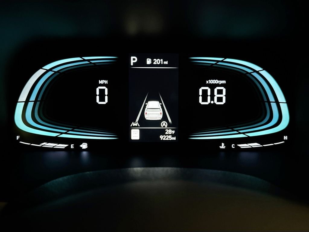 Certified Used 2025 Silver Hyundai SEL image 28
