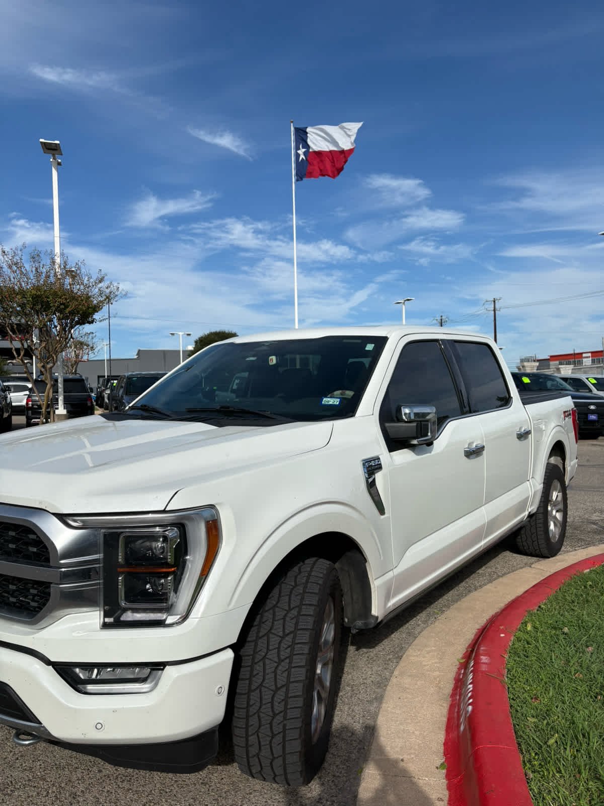Used 2023 Star White Metallic Tri-Coat Ford Platinum image 2