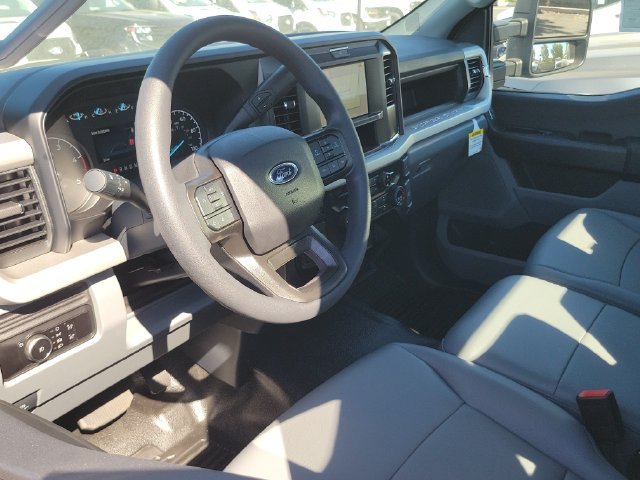 New 2026 Oxford White Ford F-600® XL image 8