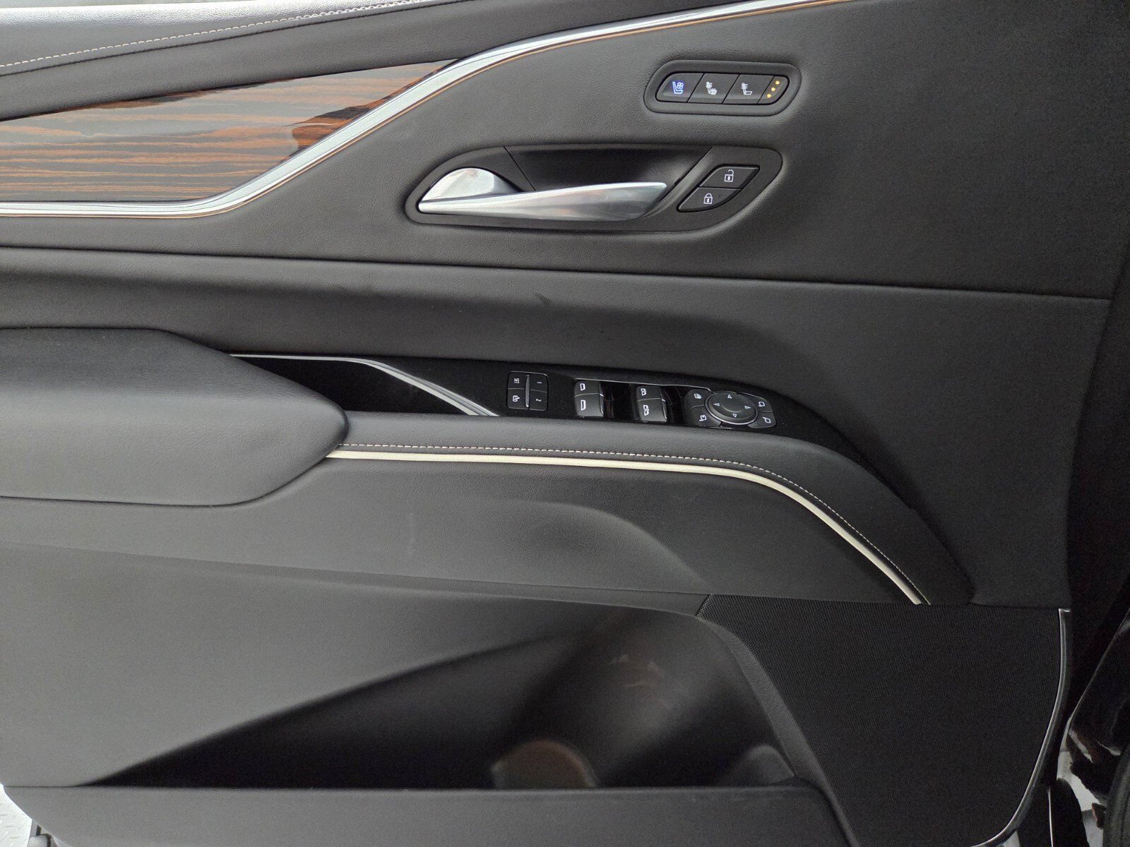 2023 Cadillac Escalade Premium Luxury - Photo 19