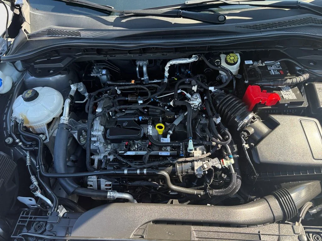Used 2022 Gray Ford SE image 13