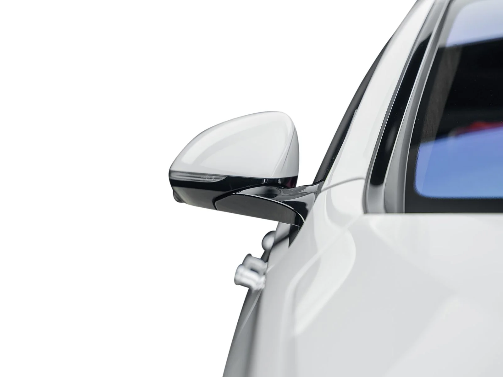Used 2026 White Mercedes-Benz S 580 image 6
