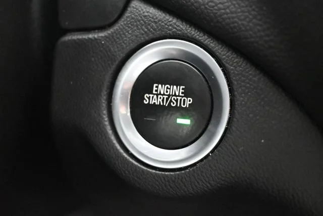 Used 2021 MOSAIC BLACK METALLIC Chevrolet LT image 19