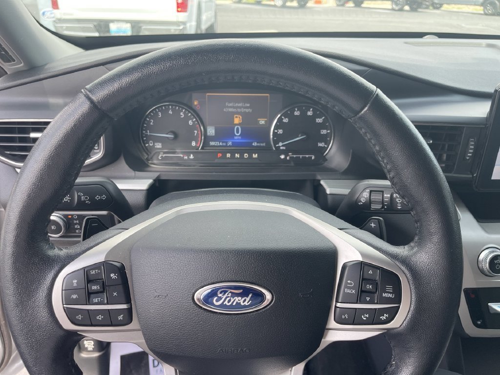 Used 2021 Silver Ford XLT image 14