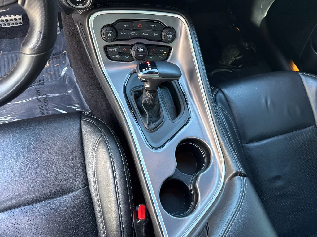 Used 2019  Dodge R/T image 25