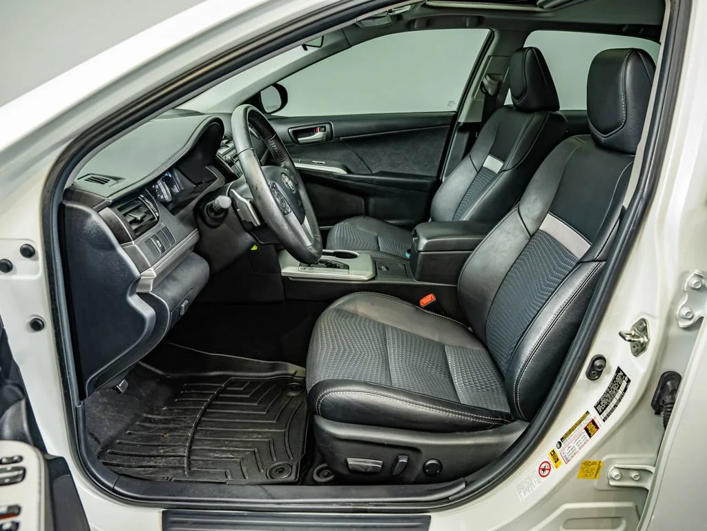 Used 2012 Blizzard Pearl Toyota SE Limited Edition image 30
