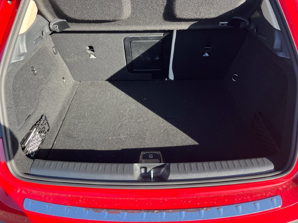 Used 2019 Red Mercedes-Benz GLA 250 image 11