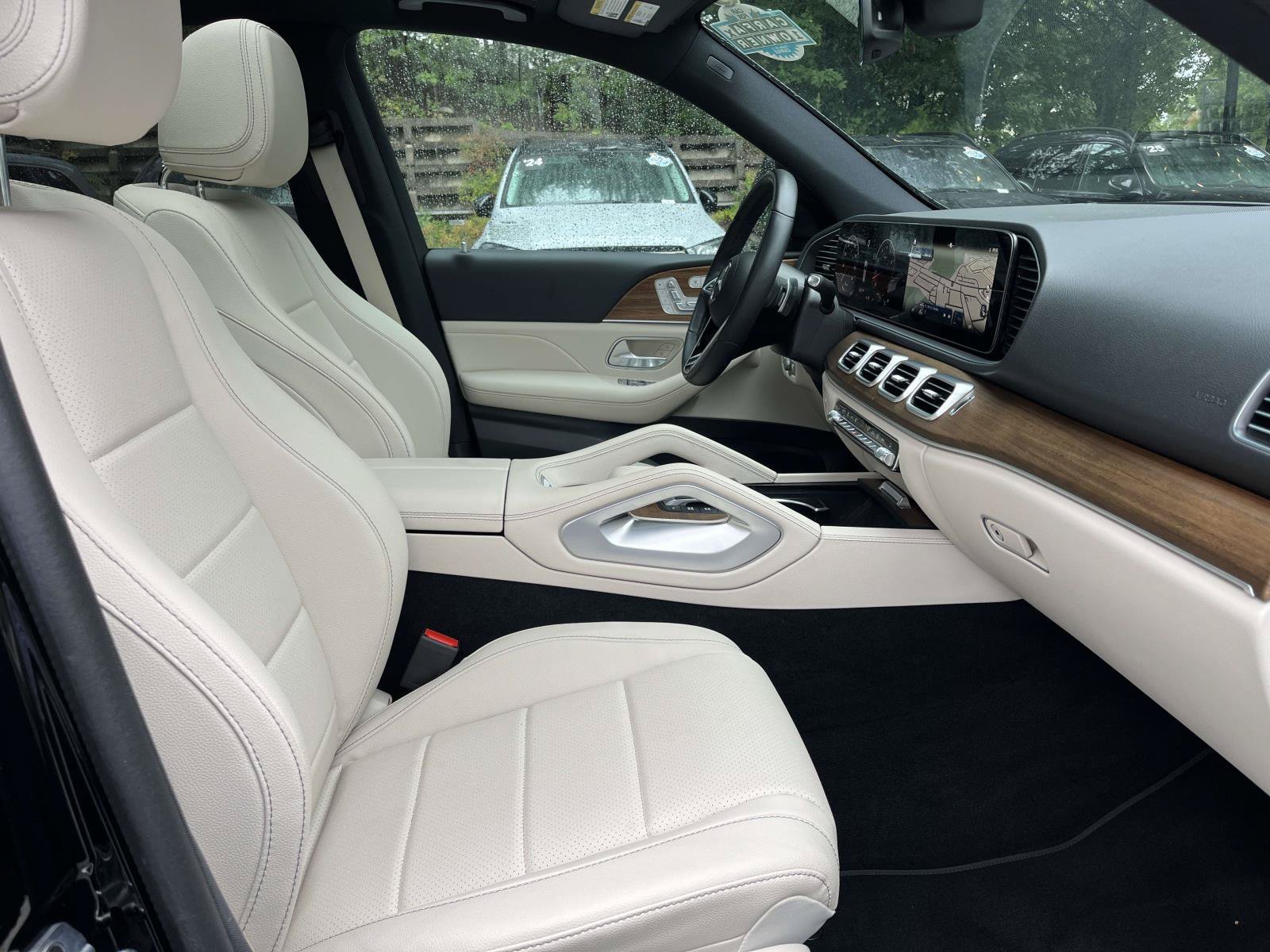 Certified Used 2025 Black Mercedes-Benz GLE 350 SUV image 48