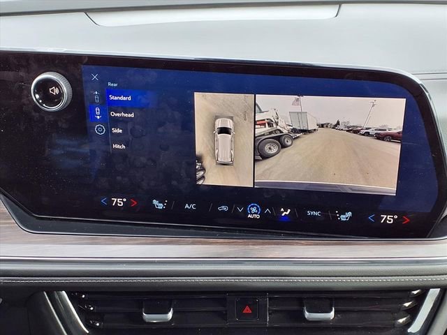 Used 2025 Summit White Chevrolet LT image 16
