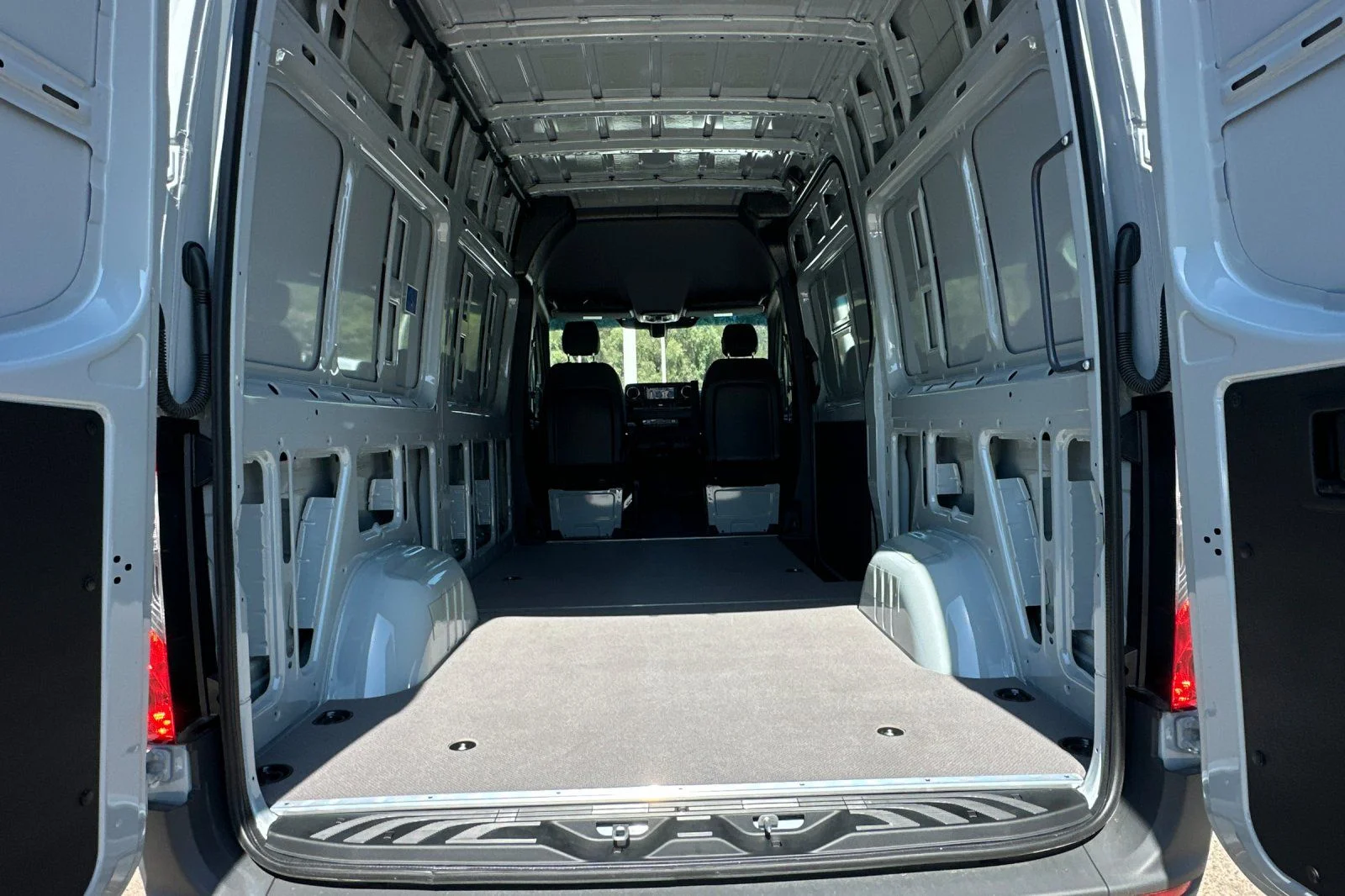 New 2026 Gray Mercedes-Benz Cargo 144 WB image 32