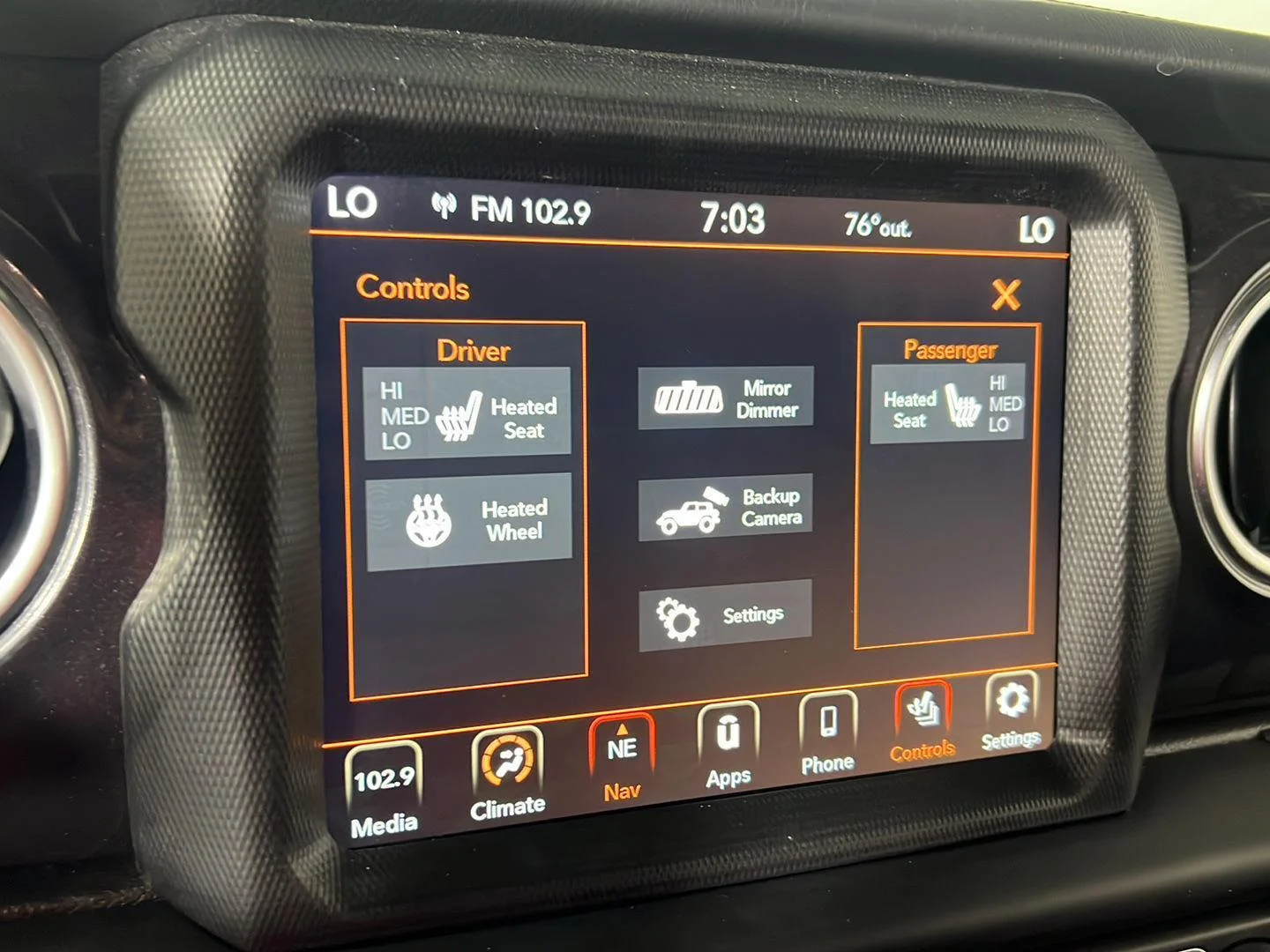 Used 2023 Sting-Gray Clearcoat Jeep Altitude image 19
