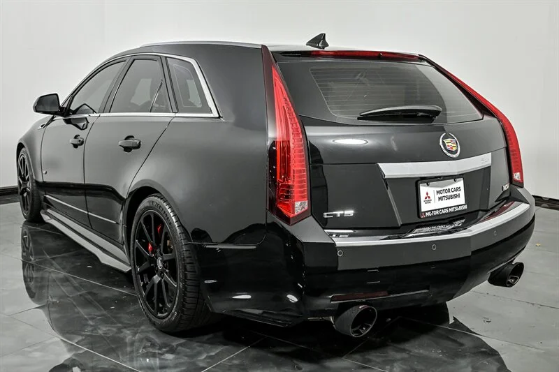 Used 2014 Black Diamond Tricoat Cadillac  image 7