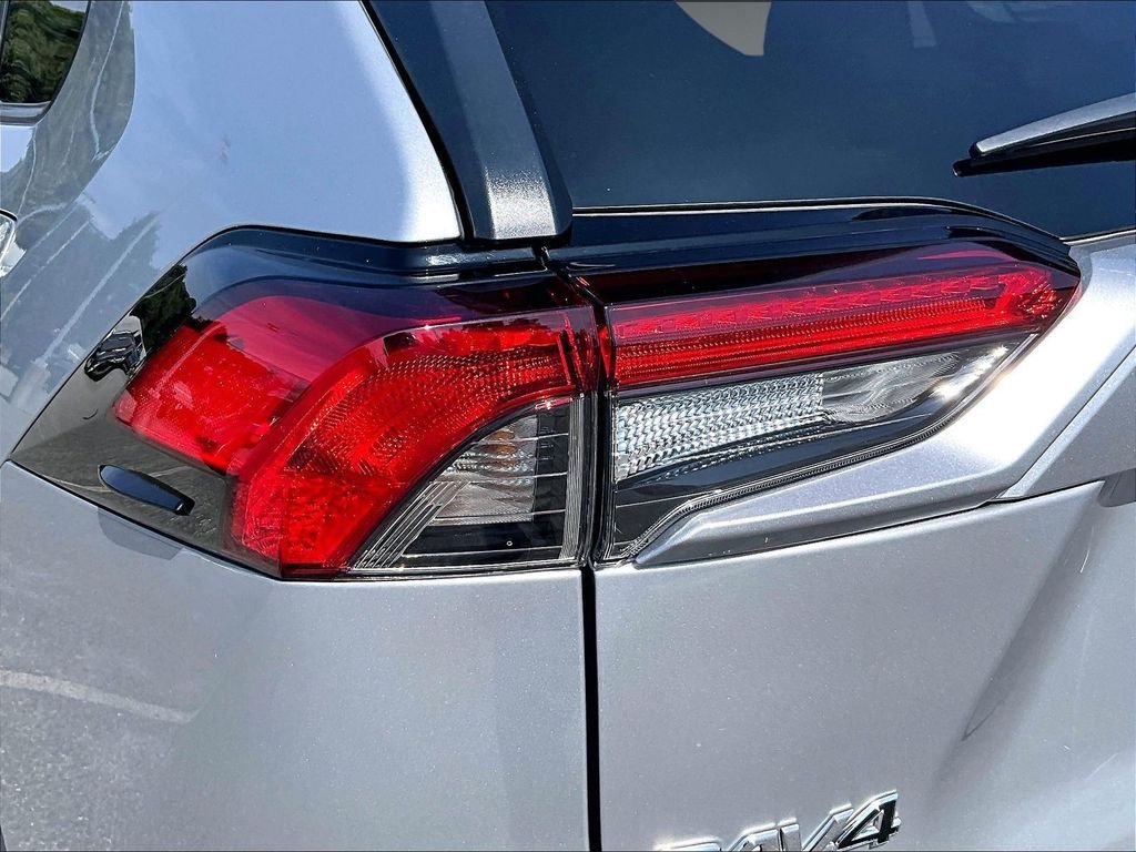 Used 2025 Silver Toyota XLE image 34