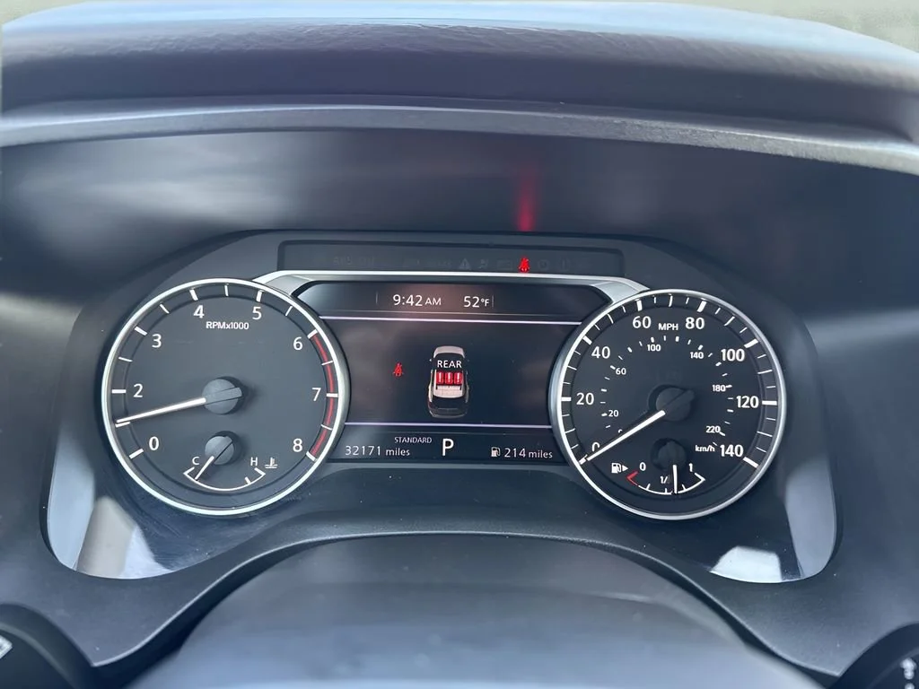 Used 2025 Gray Nissan SV image 22