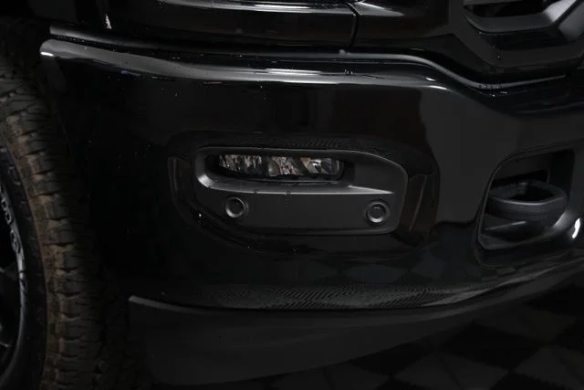 New 2026 Diamond Black Crystal Pearl-Coat Exterior Paint RAM Big Horn image 51
