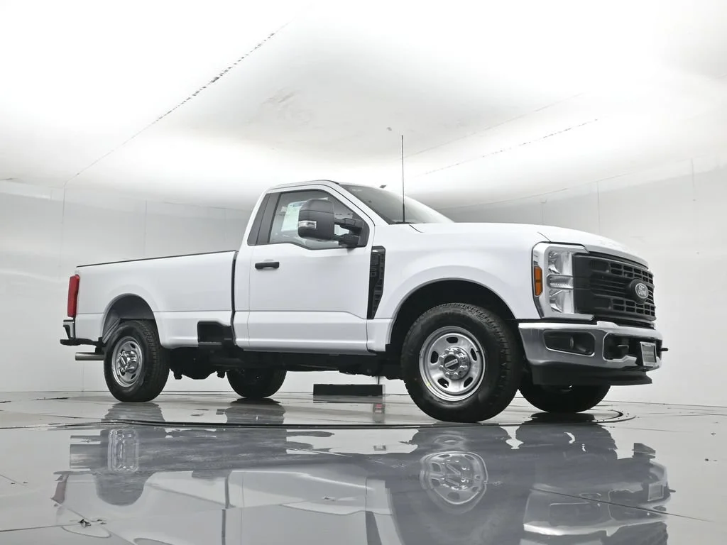 New 2027 Oxford White Ford XL image 45