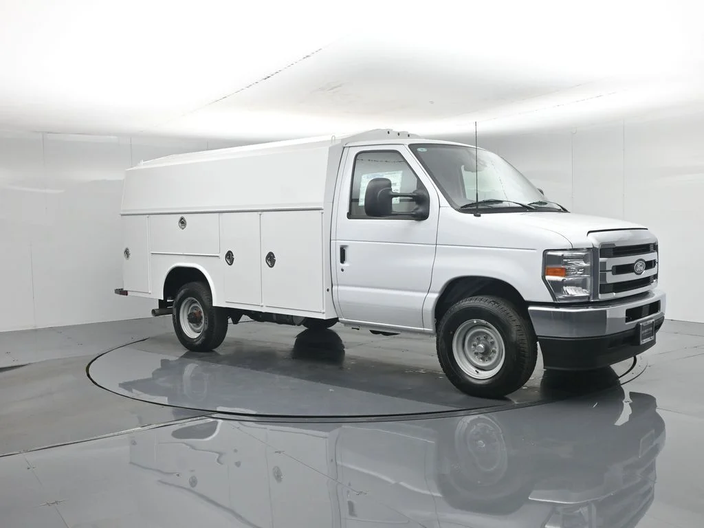 New 2026 White Ford Base image 25
