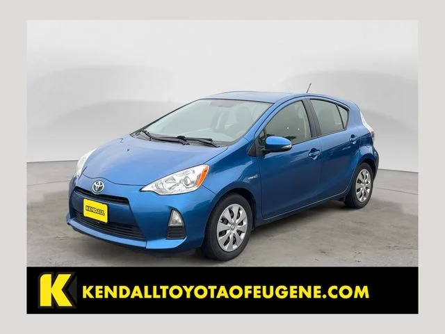 2012 Toyota Prius c Two's photo