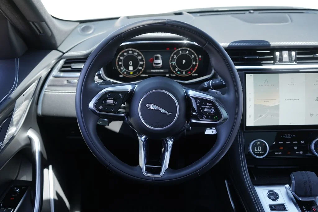 2026 Jaguar F-Pace R-Dynamic S - Photo 28