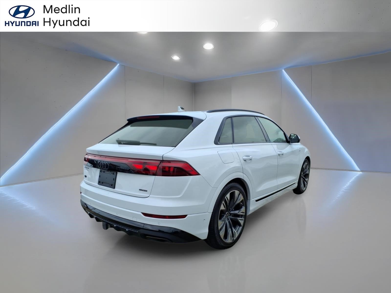 Used 2026  Audi Prestige image 3