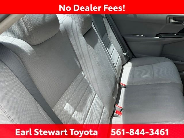 Used 2017 Silver Toyota LE image 23