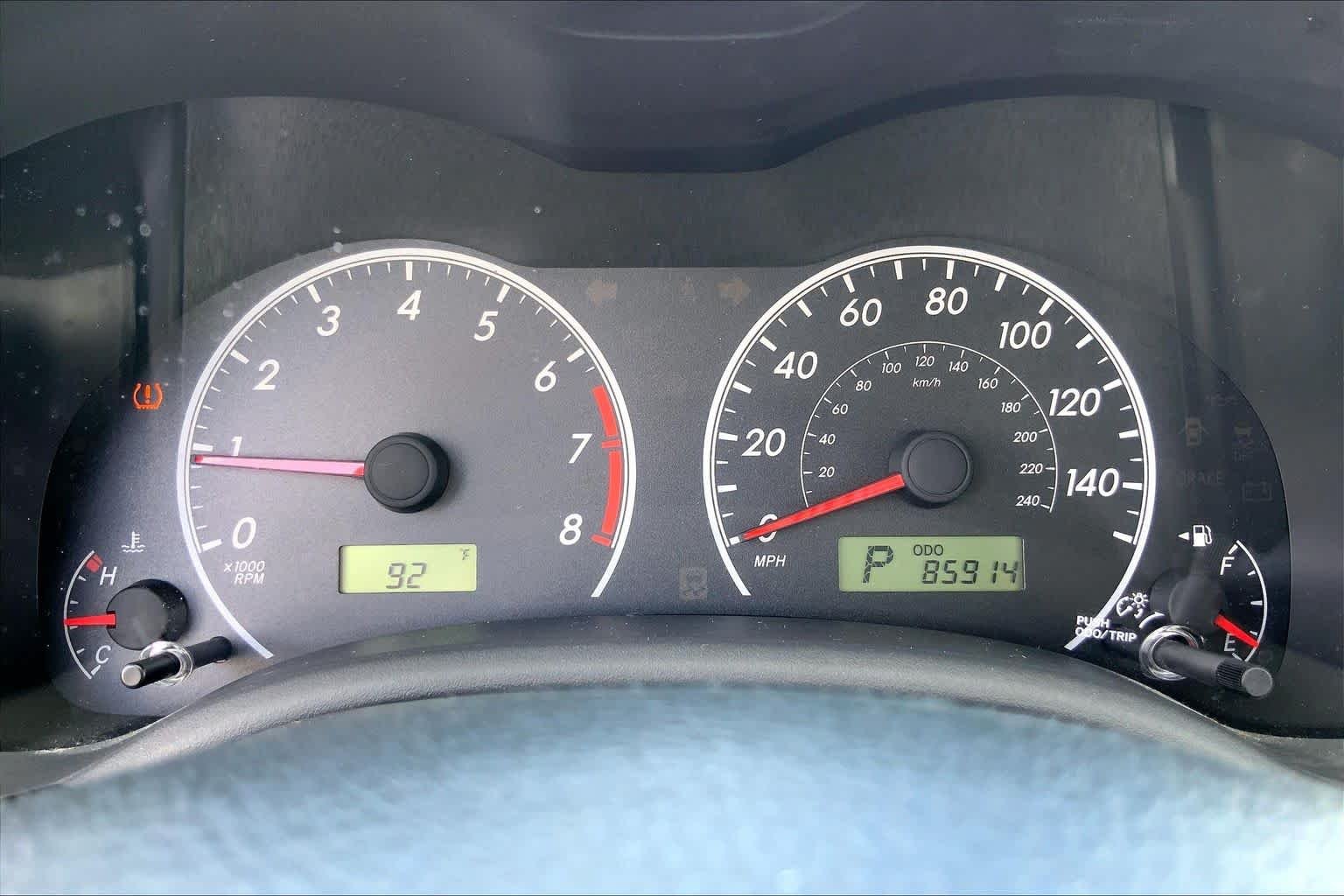 Used 2013 Classic Silver Metallic Toyota L image 25