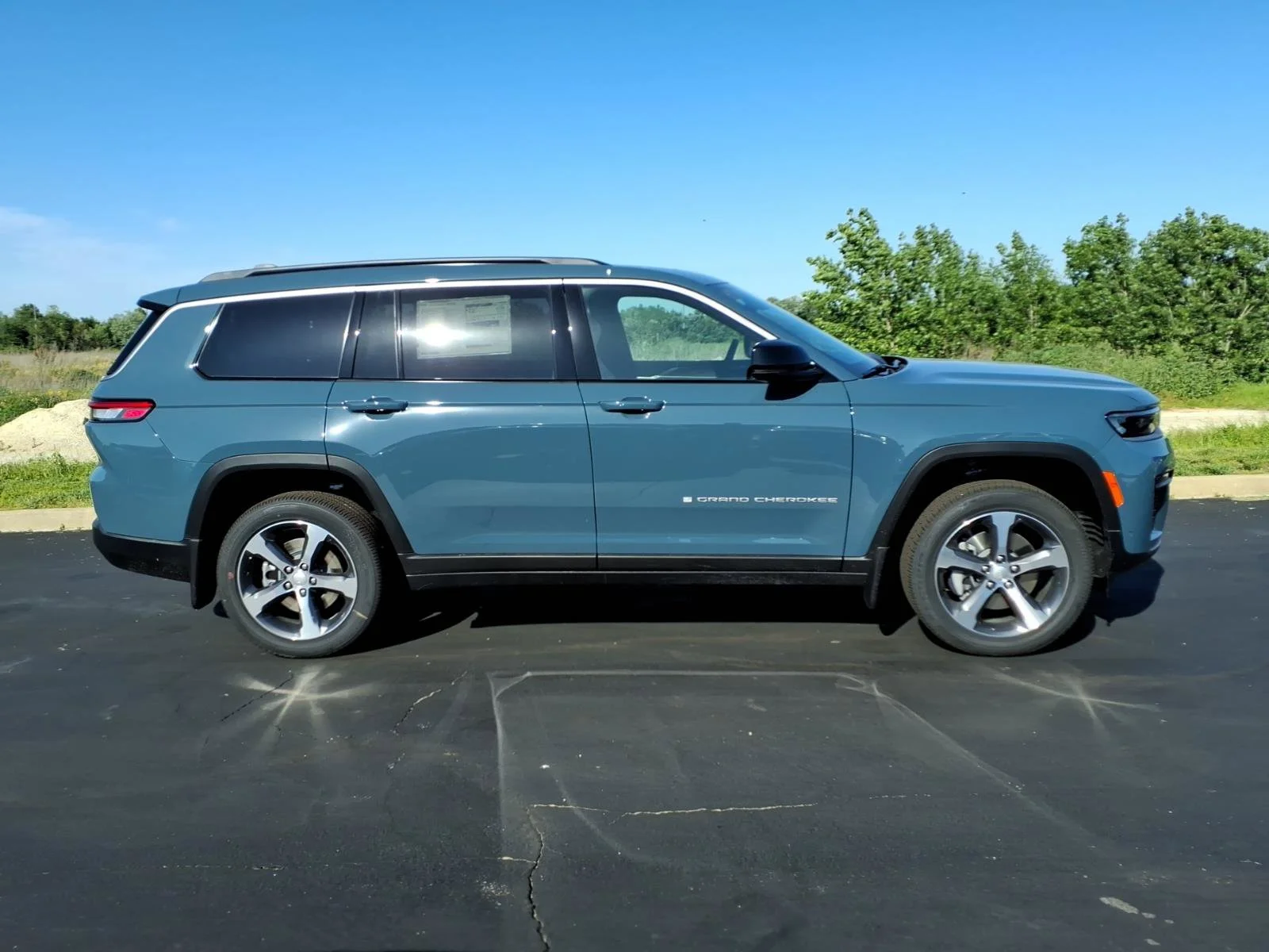 New 2026 Steel Blue Jeep Limited image 19