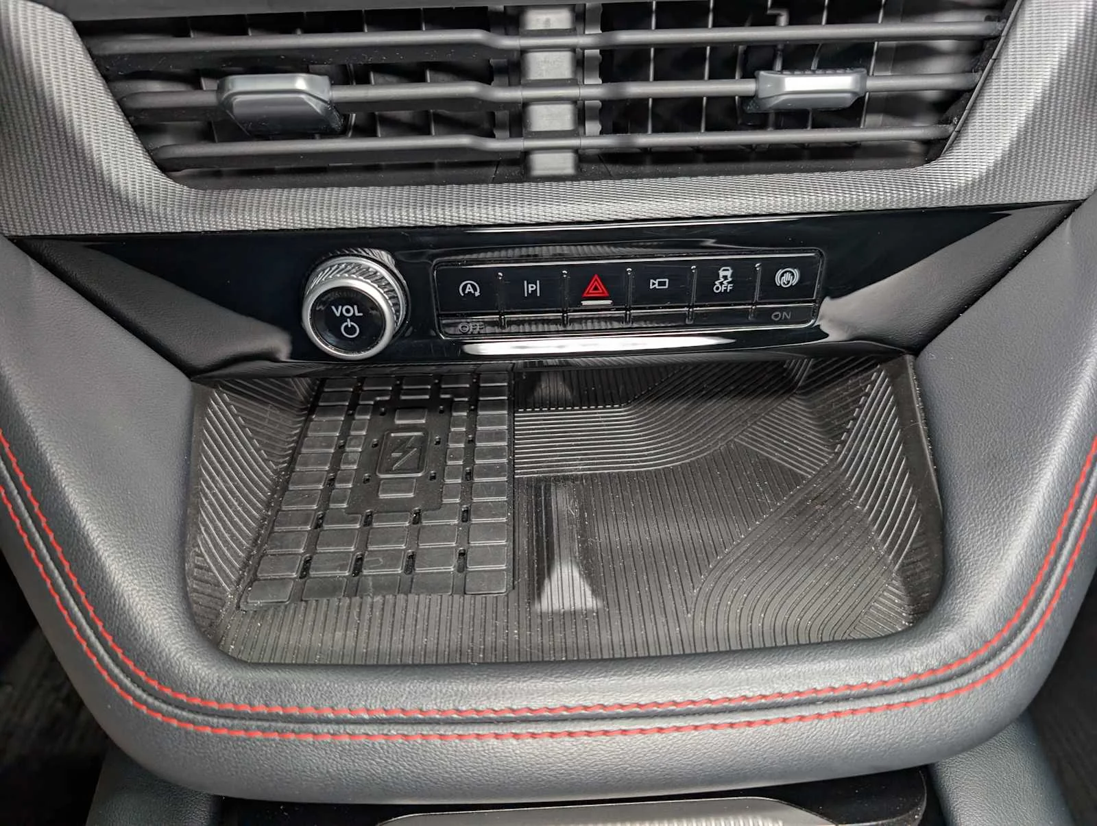 Used 2025 Carbonized Gray Metallic Ford ST image 34