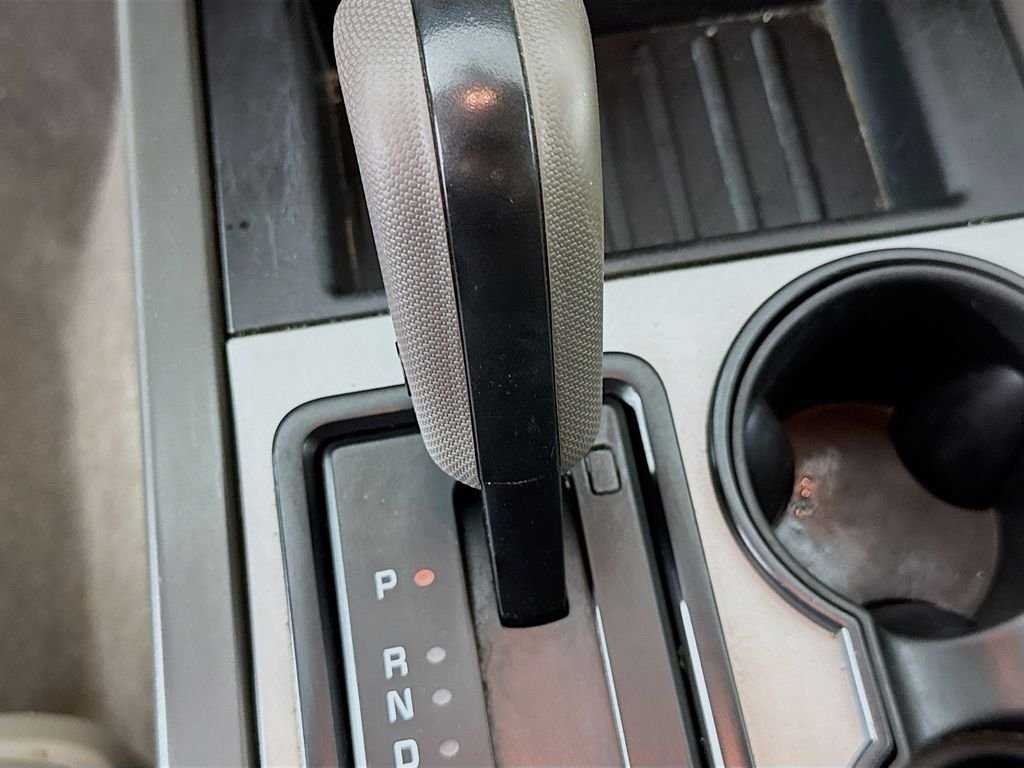 Used 2013 Ingot Silver Ford XLT image 19